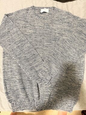AMI Paris (Alexander Mattiussi) Knitted sweater.